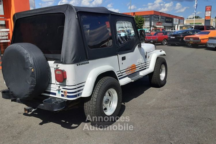 Jeep Wrangler 4.2L 6 CYLINDRES Blanche Island Edition - <small></small> 19.990 € <small>TTC</small> - #25