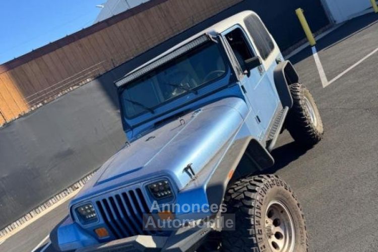 Jeep Wrangler 4.2L 6 CYLINDRES BLEU 1988 - <small></small> 20.900 € <small>TTC</small> - #22