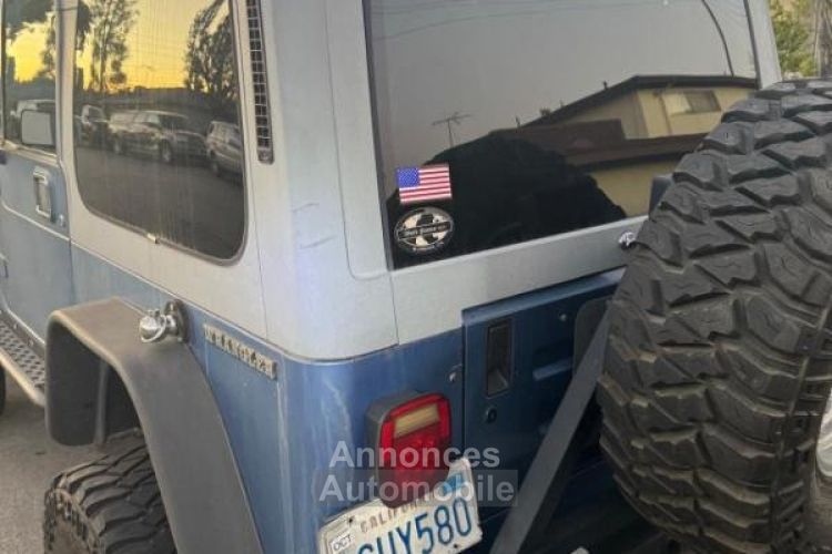 Jeep Wrangler 4.2L 6 CYLINDRES BLEU 1988 - <small></small> 20.900 € <small>TTC</small> - #24