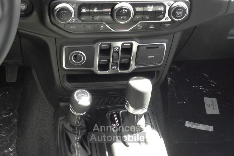 Jeep Wrangler 4xe 2.0 plug in HYBRID PHEV SAHARA - <small></small> 65.990 € <small>TTC</small> - #13