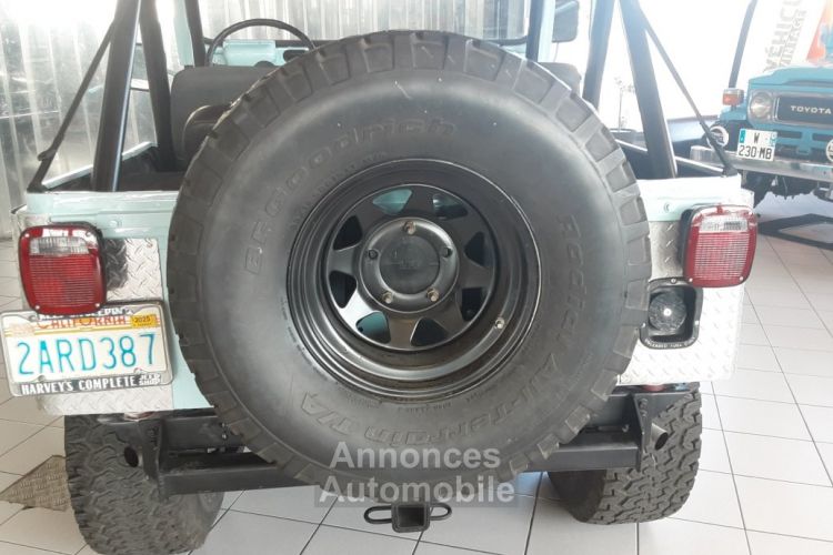 Jeep Wrangler CJ5 V8 304 CI 1979 BLEUE - <small></small> 28.000 € <small>TTC</small> - #14