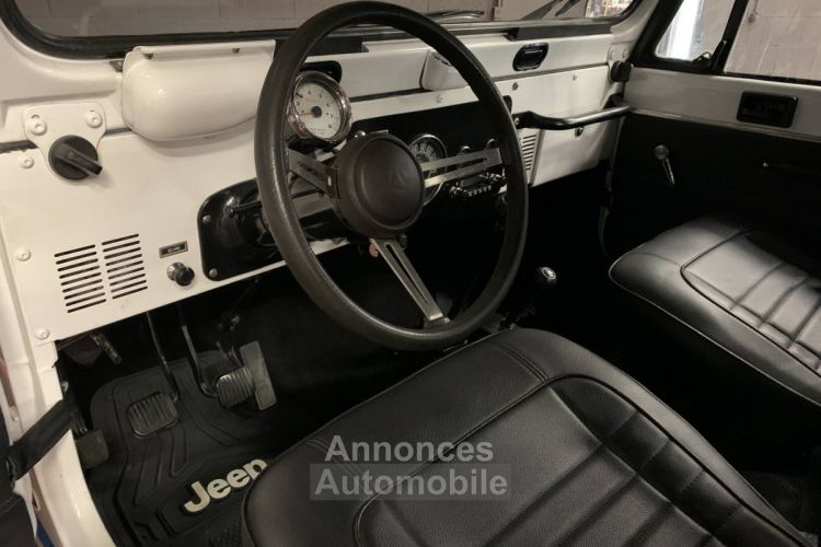 Jeep Wrangler CJ7 RENEGADE 4.2 - <small></small> 19.900 € <small>TTC</small> - #8