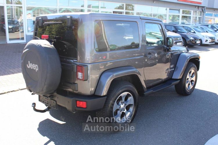 Jeep Wrangler Diesel 2.8 SAHARA UNLIMITED 3 PORTES - <small></small> 44.000 € <small>TTC</small> - #3