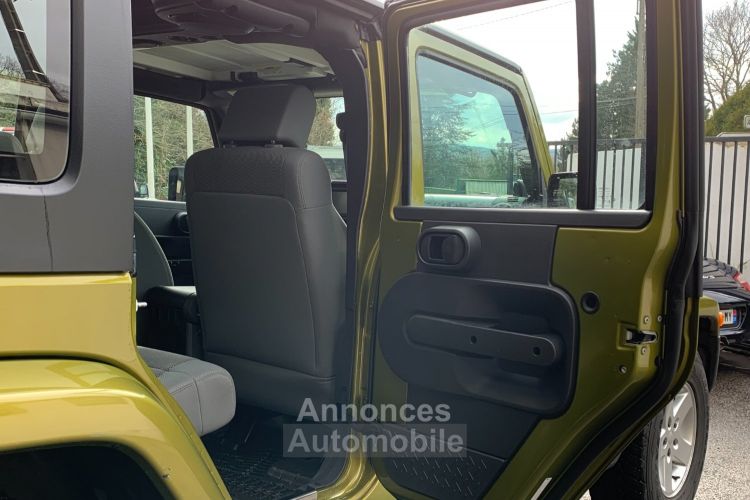 Jeep Wrangler JEEP WRANGLER UNLIMITED SAHARA 5P /3.8 199CV BVA / HARD TOP / - <small></small> 25.990 € <small></small> - #25