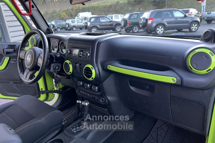 Jeep Wrangler JKU 2.8 L CRD 200 CV BVA Mountain - <small></small> 36.500 € <small></small> - #15