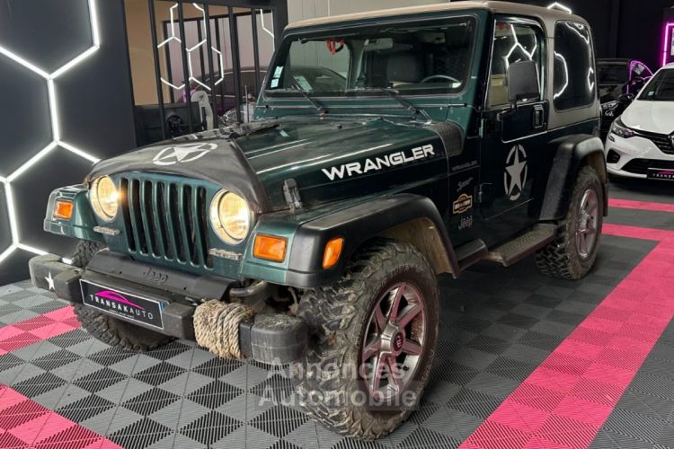 Jeep Wrangler Sport 118 ch 2.5L i Sport ~ HardTop Amovible ~ Crochet d'attelage ~ Radio - <small></small> 20.490 € <small>TTC</small> - #2