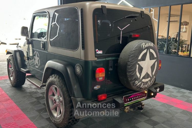 Jeep Wrangler Sport 118 ch 2.5L i Sport ~ HardTop Amovible ~ Crochet d'attelage ~ Radio - <small></small> 20.490 € <small>TTC</small> - #3