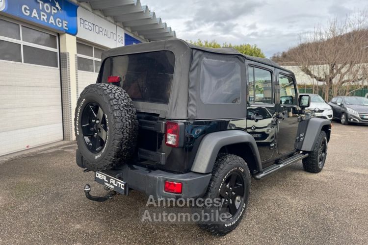 Jeep Wrangler Unlimited 2.8 CRD 200ch Sport 1er Main - <small></small> 25.890 € <small>TTC</small> - #3