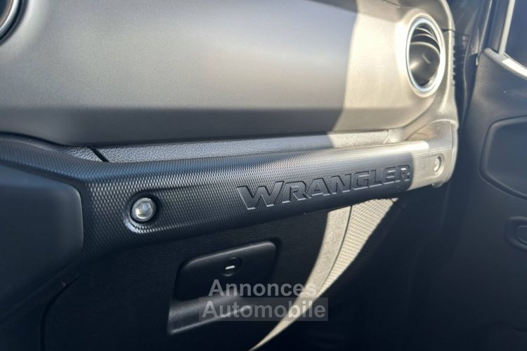 Jeep Wrangler UNLIMITED 380 Plug in Hybrid 4WD - <small></small> 64.990 € <small>TTC</small> - #27