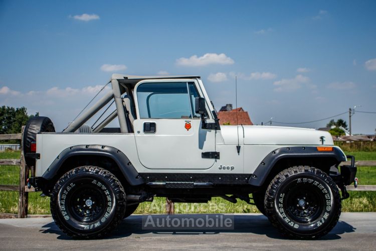 Jeep Wrangler YJ 4.2 4X4 Automaat SOFT TOP - OLDTIMER - LED KOPLAMPEN - BLAUPUNKT - ACHTERBANK - <small></small> 21.500 € <small>TTC</small> - #6