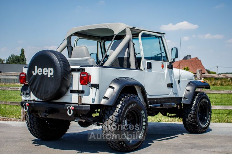 Jeep Wrangler YJ 4.2 4X4 Automaat SOFT TOP - OLDTIMER - LED KOPLAMPEN - BLAUPUNKT - ACHTERBANK - <small></small> 21.500 € <small>TTC</small> - #7