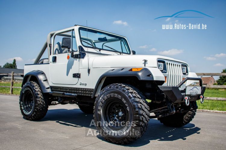 Jeep Wrangler YJ 4.2 4X4 Automaat SOFT TOP - OLDTIMER - LED KOPLAMPEN - BLAUPUNKT - ACHTERBANK - <small></small> 21.500 € <small>TTC</small> - #30