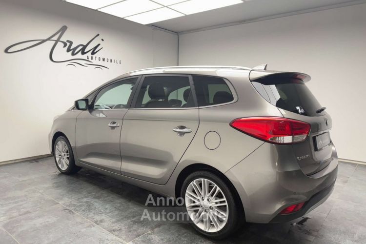 Kia Carens 1.6i 7 PLACES CARPLAY 1ER PROPRIETAIRE GARANTIE - <small></small> 13.950 € <small>TTC</small> - #18