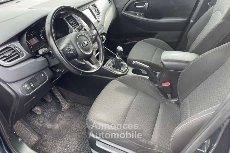 Kia Carens 1.6i Lounge GPS, CLIM, CAMÉRA Garantie 12M - <small></small> 13.990 € <small>TTC</small> - #9