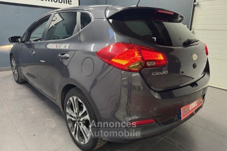 Kia Cee'd 1.6 CRDi 128 ch Active Pro BVA 1E MAIN - <small></small> 10.900 € <small>TTC</small> - #6