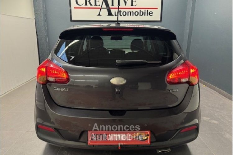 Kia Cee'd 1.6 CRDi 128 ch Active Pro BVA 1E MAIN - <small></small> 10.900 € <small>TTC</small> - #15