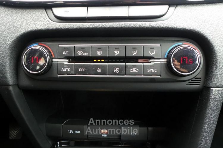 Kia Cee'd Ceed 1.0 T-GDI 120 ACTIVE CARPLAY + CAMÉRA ENTRETIEN COMPLET - <small></small> 15.480 € <small>TTC</small> - #15