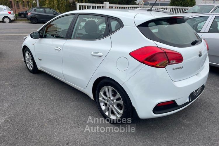 Kia Cee'd Ceed 1.4 100 style 5 portes - <small></small> 4.990 € <small>TTC</small> - #2