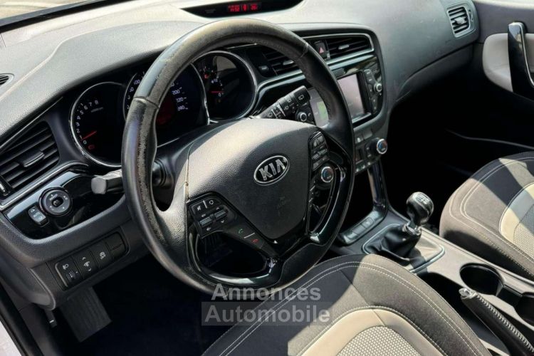 Kia Cee'd Ceed / 1.4i Caméra Navigation Euro 6b Garantie - <small></small> 10.990 € <small>TTC</small> - #5