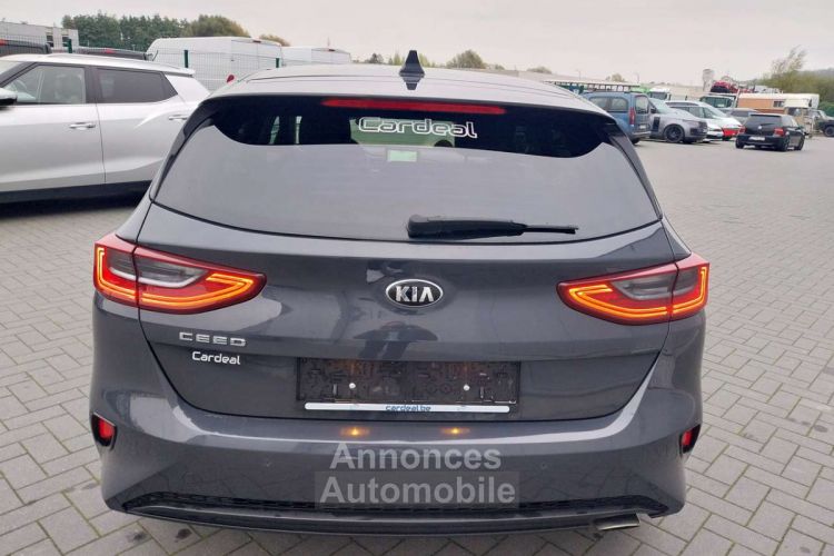 Kia Cee'd Ceed / 1.4i More-GPS-CAR-PLAY-CLIM-GARANTIE.12.MOIS-- - <small></small> 12.990 € <small>TTC</small> - #6