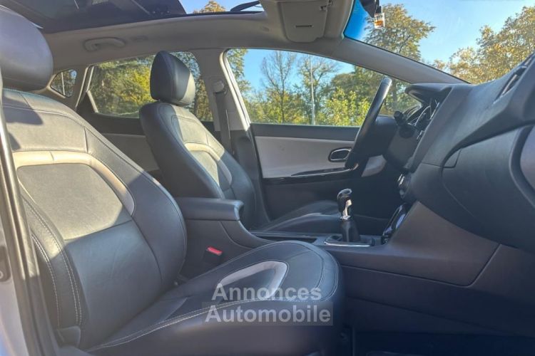 Kia Cee'd Ceed 1.6 CRDI 125 PREMIUM ( TOIT OUVRANT, SIÈGES ÉLECTRIQUES, GPS TACTILE ) - <small></small> 7.990 € <small>TTC</small> - #10