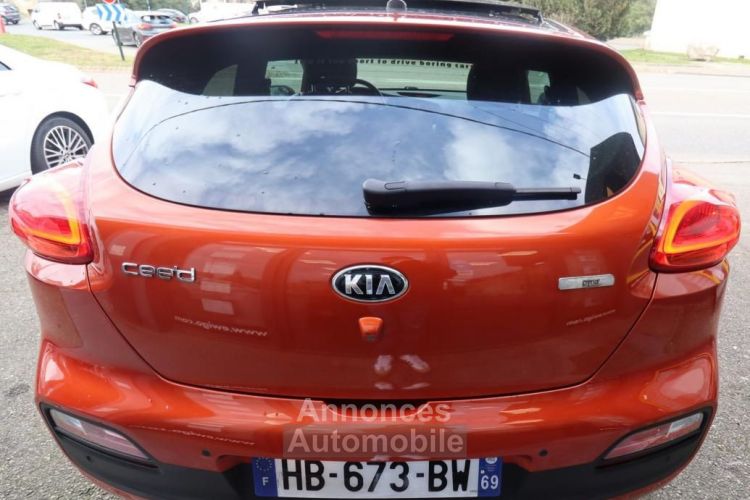 Kia Cee'd Ceed 1.6 CRDI 128CH DYNAMIC + TOIT PANO OUVRANT SIEGES CHAUFFANTS VOLANT CHAUFFANT CAME... - <small></small> 8.489 € <small>TTC</small> - #5