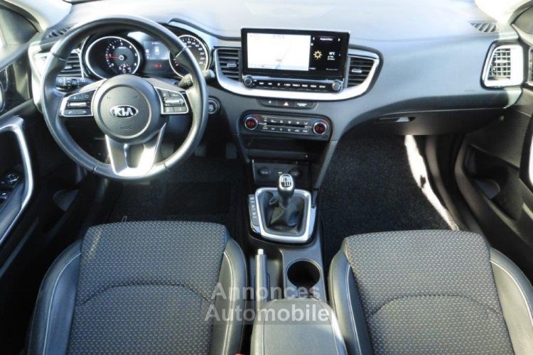 Kia Cee'd Ceed 1.6 CRDI MORE - <small></small> 17.950 € <small>TTC</small> - #4