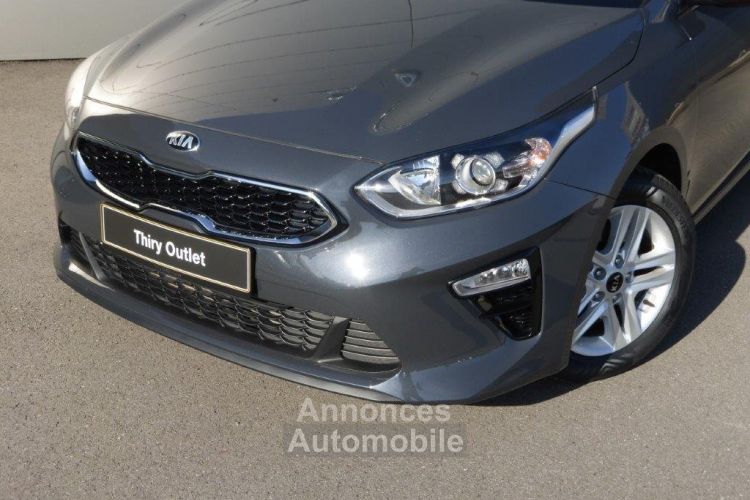 Kia Cee'd Ceed 1.6 CRDI MORE - <small></small> 17.950 € <small>TTC</small> - #24