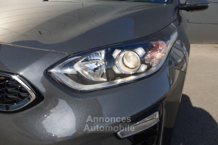 Kia Cee'd Ceed 1.6 CRDI MORE - <small></small> 17.950 € <small>TTC</small> - #42