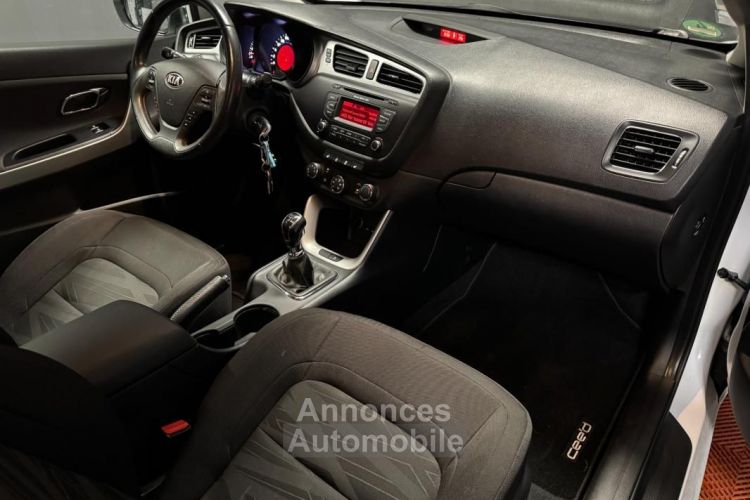 Kia Cee'd Ceed 1.6 GDI 135ch DYNAMIC - <small></small> 10.490 € <small>TTC</small> - #8