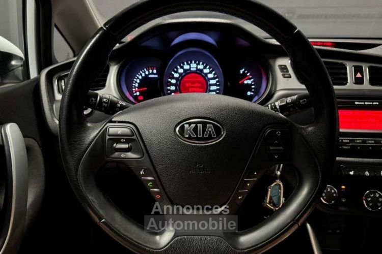 Kia Cee'd Ceed / Ceed 1.6 GDI 135ch DYNAMIC - <small></small> 10.990 € <small>TTC</small> - #11