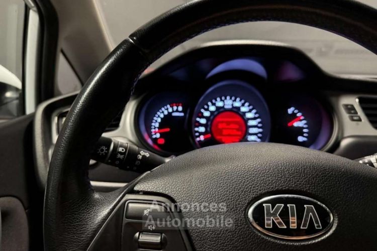 Kia Cee'd Ceed / Ceed 1.6 GDI 135ch DYNAMIC - <small></small> 10.990 € <small>TTC</small> - #12