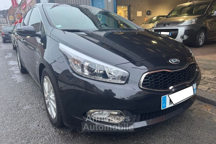 Kia Cee'd Ceed II 1.6 crdi Eco dynamic 110 cv (5cv ) crit'air 2 - <small></small> 7.590 € <small>TTC</small> - #1