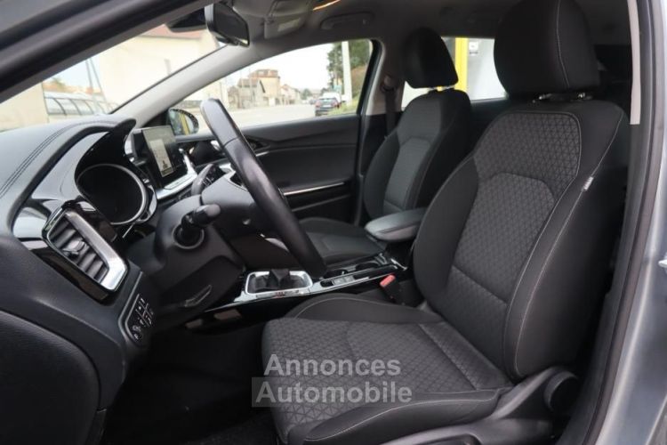 Kia Cee'd SW Ceed 1.6 CRDI 135 CH ACTIVE BUSINESS + 4 PNEUS ETE SUR JANTES SIEGES AV & VOLANT CHAUFFANTS - <small></small> 17.489 € <small>TTC</small> - #10