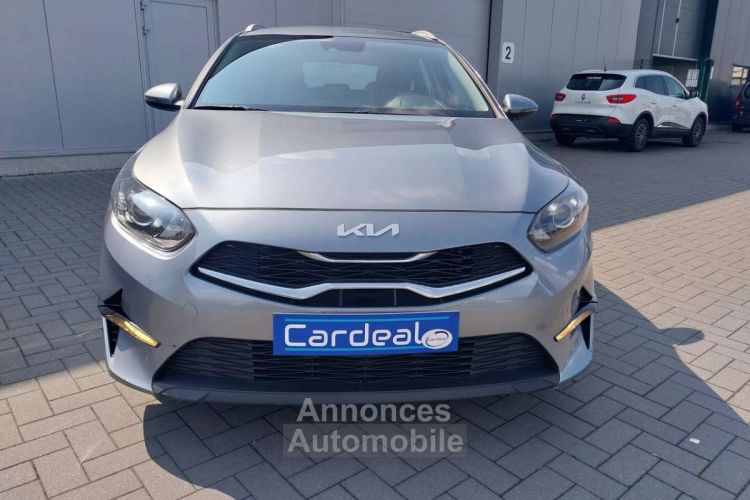 Kia Cee'd SW Ceed / 1.6 CRDi MHEV-GPS-CAMERA-ANDROID.AUTO-GARANTIE- - <small></small> 18.990 € <small>TTC</small> - #2