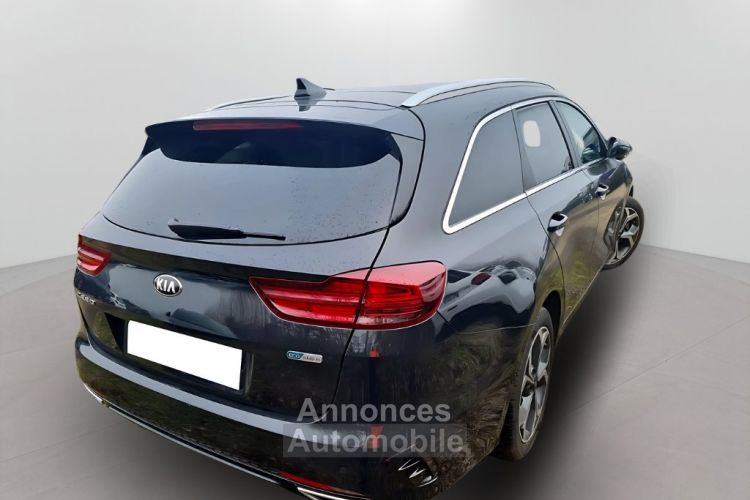 Kia Cee'd SW CEED 1.6 GDi 141 PREMIUM BUSINESS DCT6 - <small></small> 23.990 € <small>TTC</small> - #2