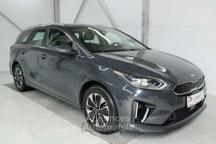 Kia Cee'd SW Ceed / 1.6 GDi PHEV ~ TopDeal Plug In Navi Airco - <small></small> 21.490 € <small>TTC</small> - #1