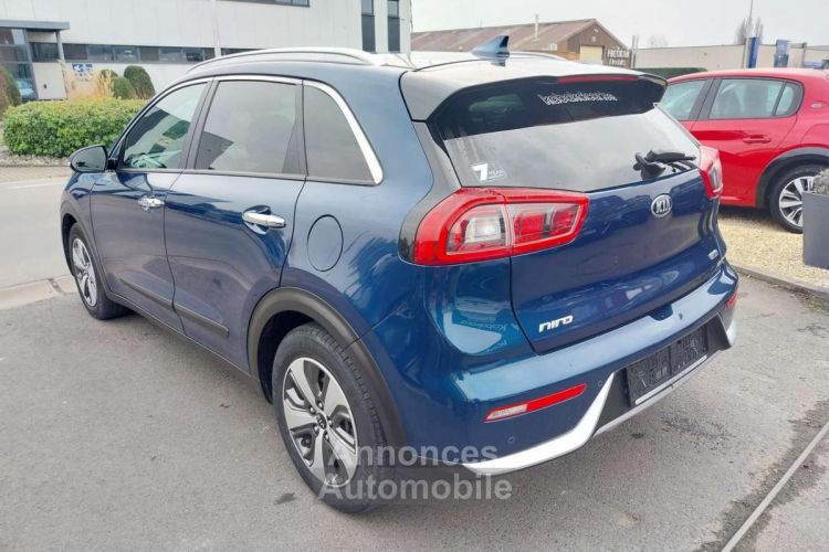 Kia Niro 1.6 GDi Fusion DCT Hybride-NAVI-CAMERA-CLIM AUTO- - <small></small> 21.990 € <small>TTC</small> - #4