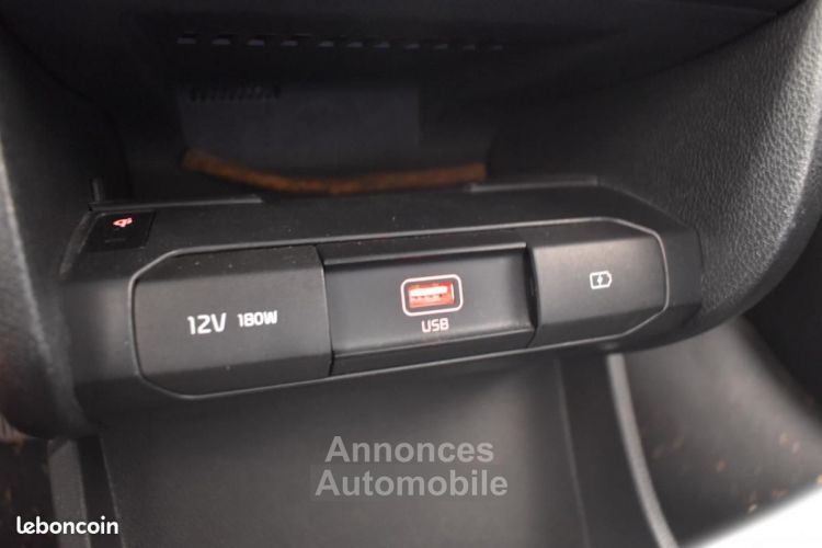 Kia Niro e-niro ELECTRIC 205 39PPM 64KWH E-DESIGN BVA SUIVI GARANTIE CONSTRUCTEUR - <small></small> 15.990 € <small>TTC</small> - #20