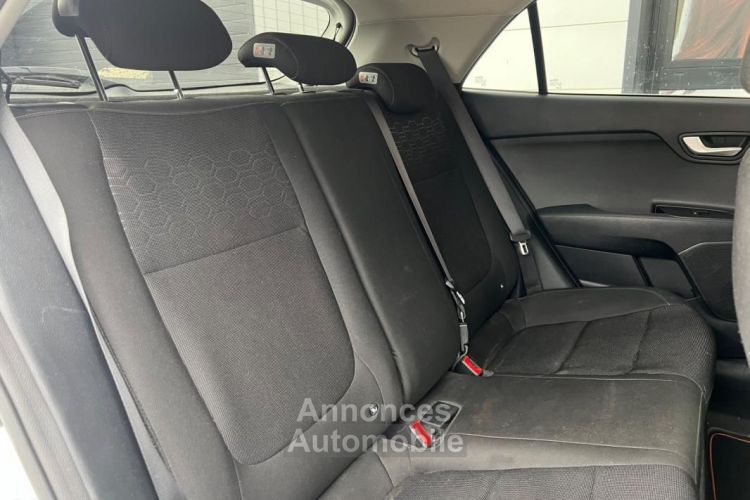 Kia Rio 1.0 T-GDI 120 CH DESIGN DCT 7 APPLE CARPLAY - <small></small> 14.380 € <small>TTC</small> - #13