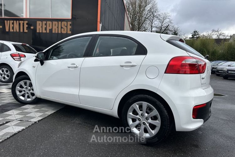 Kia Rio 1.1 CRDI 75CH MOTION 5P - <small></small> 9.990 € <small>TTC</small> - #9