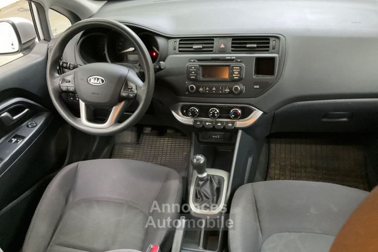 Kia Rio 1.2 Edition - <small></small> 7.250 € <small>TTC</small> - #10