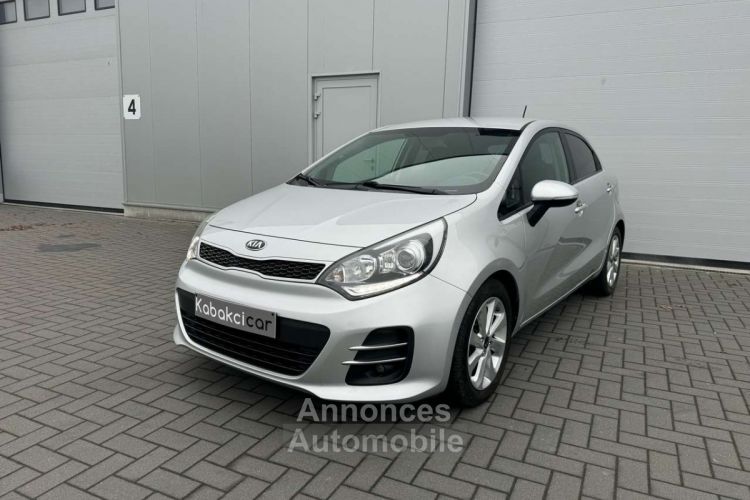 Kia Rio 1.2i World Edition -- GPS CAMERA GARANTIE 12 - <small></small> 9.990 € <small>TTC</small> - #3