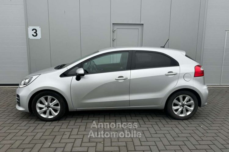 Kia Rio 1.2i World Edition -- GPS CAMERA GARANTIE 12 - <small></small> 9.990 € <small>TTC</small> - #8