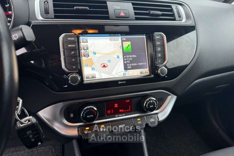 Kia Rio 1.2i World Edition -- GPS CAMERA GARANTIE 12 - <small></small> 9.990 € <small>TTC</small> - #11