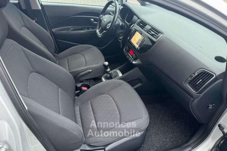 Kia Rio 1.2i World Edition -- GPS CAMERA GARANTIE 12 - <small></small> 9.990 € <small>TTC</small> - #14