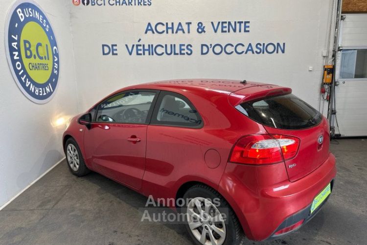 Kia Rio 1.4 CRDI BUSINESS ISG 5P - <small></small> 7.890 € <small>TTC</small> - #4