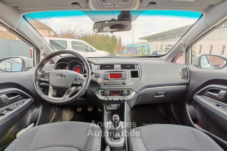 Kia Rio 1.4 Premium 110 5P 2eme Main 82500kms - <small></small> 6.990 € <small>TTC</small> - #10