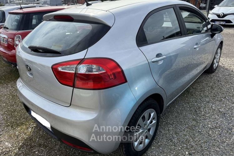 Kia Rio III 1.2 85ch Style 5p - <small></small> 8.990 € <small>TTC</small> - #3