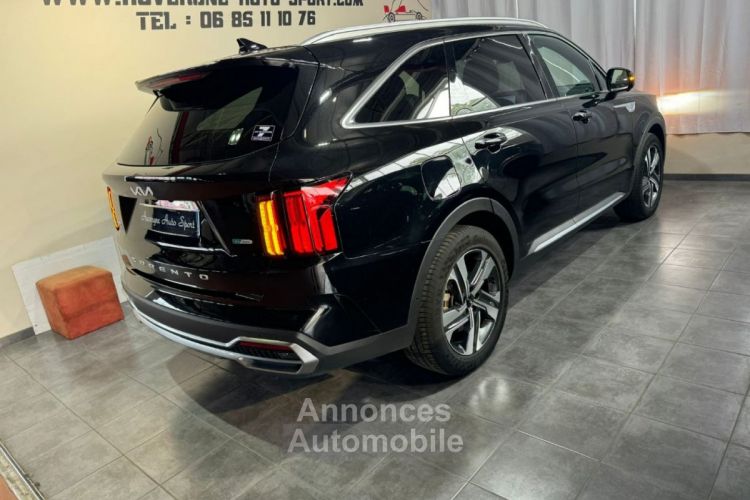 Kia Sorento 1.6 T-GDi Hybride Rechargeable 265 ch 7pl 4x4 BVA6 Premium - <small></small> 48.950 € <small>TTC</small> - #4